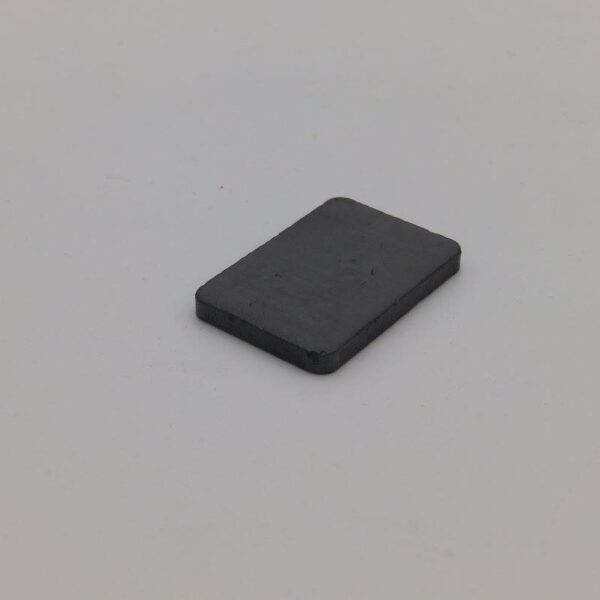 Crni magnet 30*20*5mm